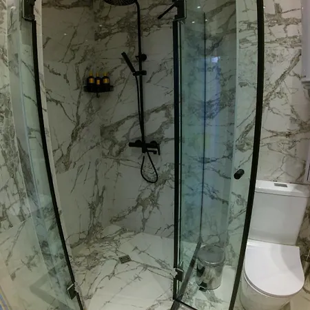 Luxury 1 Bedroom * Golden Sands