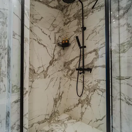 Luxury 1 Bedroom Διαμέρισμα