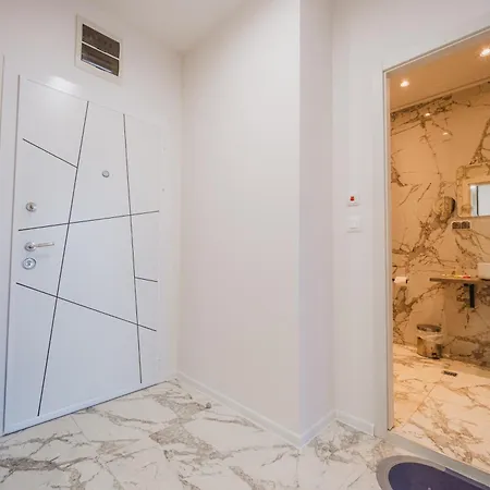 Διαμέρισμα Luxury 1 Bedroom Golden Sands