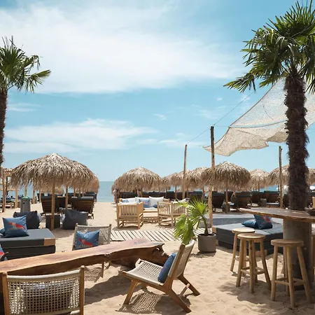 Luxury 1 Bedroom Golden Sands